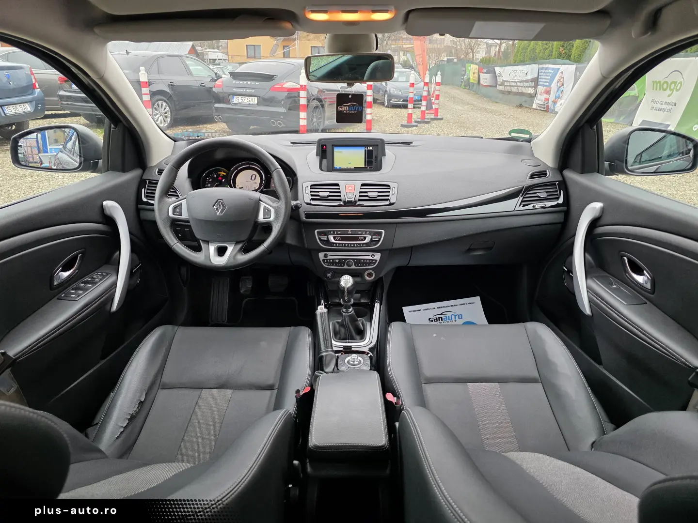 Renault Megane 2012 1.9 dCi 130 CP euro 5   RATE fara avans