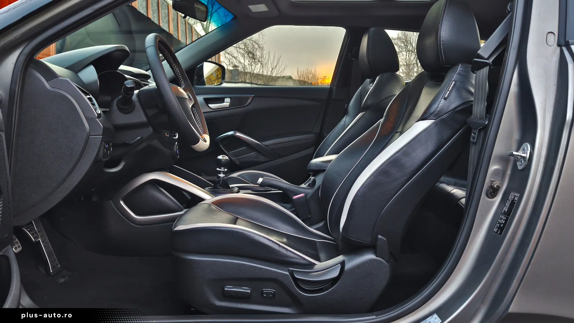 GARANTIE 1AN•RATE•Navi•Panoramic•Camera•Piele•Keyless