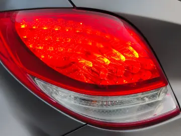 GARANTIE 1AN•RATE•Navi•Panoramic•Camera•Piele•Keyless