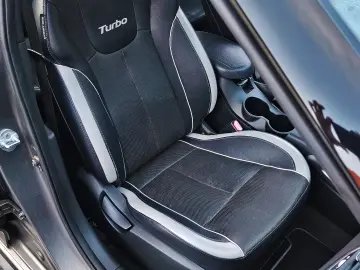 GARANTIE 1AN•RATE•Navi•Panoramic•Camera•Piele•Keyless