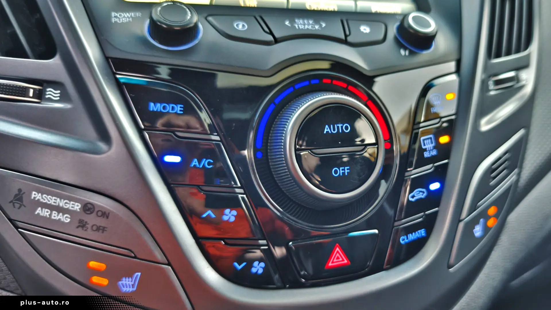 GARANTIE 1AN•RATE•Navi•Panoramic•Camera•Piele•Keyless