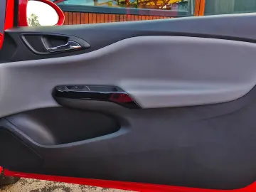 GARANTIE 1AN•RATE•Navi•Xenon•Camera•Piele