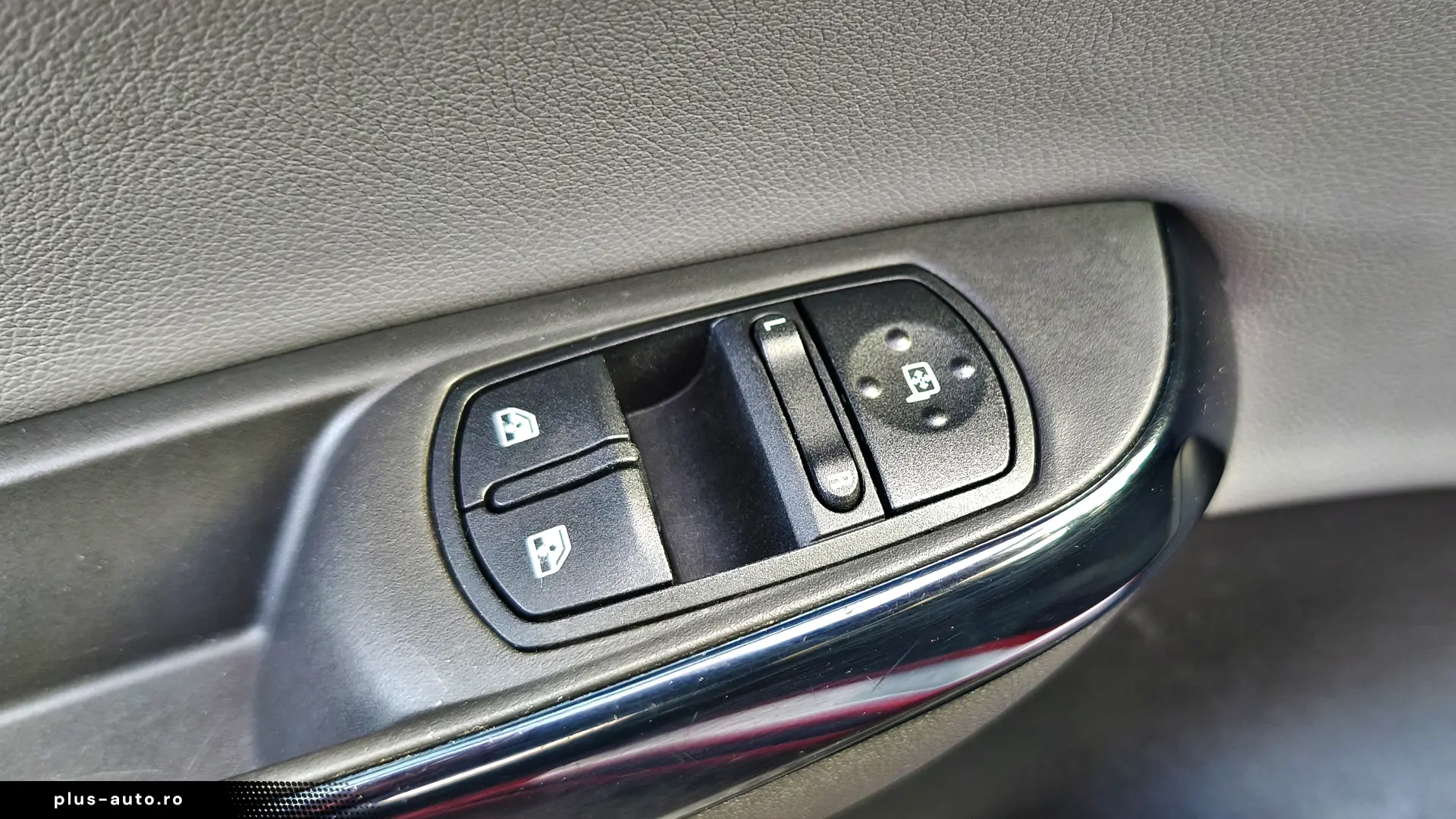 GARANTIE 1AN•RATE•Navi•Xenon•Camera•Piele