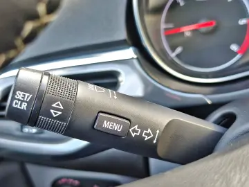 GARANTIE 1AN•RATE•Navi•Xenon•Camera•Piele