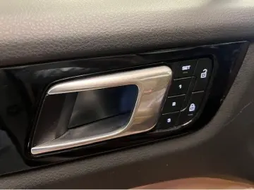 PORSCHE Cayenne Platinum Edition Pano Luftfederung