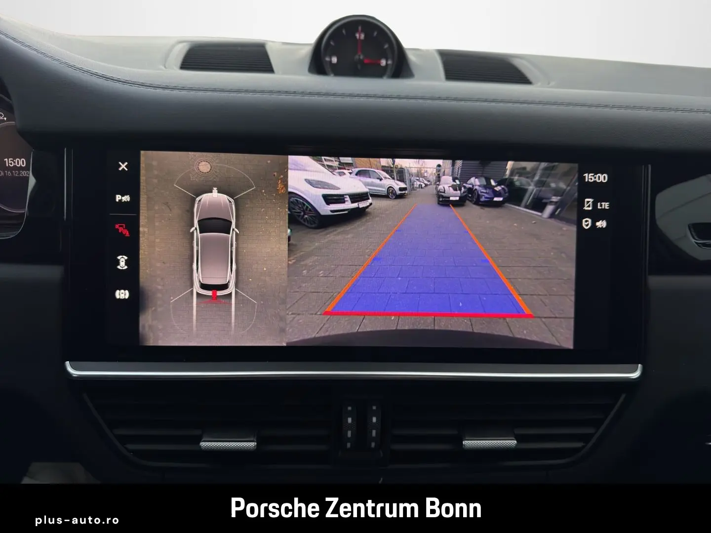 PORSCHE Cayenne Platinum Edition Surround-View Panorama