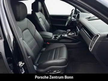 PORSCHE Cayenne Platinum Edition Surround-View Panorama