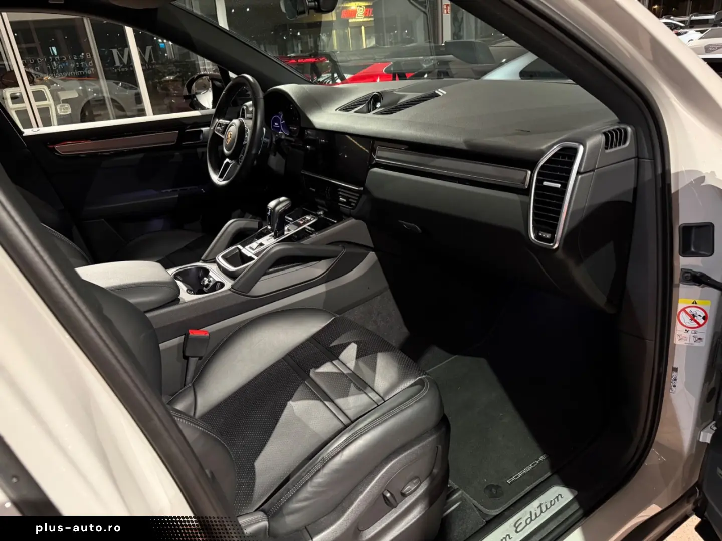 PORSCHE Cayenne Coupe Platinum Edition  APPROVED ACC 22