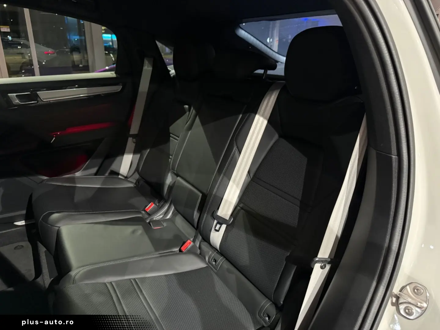 PORSCHE Cayenne Coupe Platinum Edition  APPROVED ACC 22