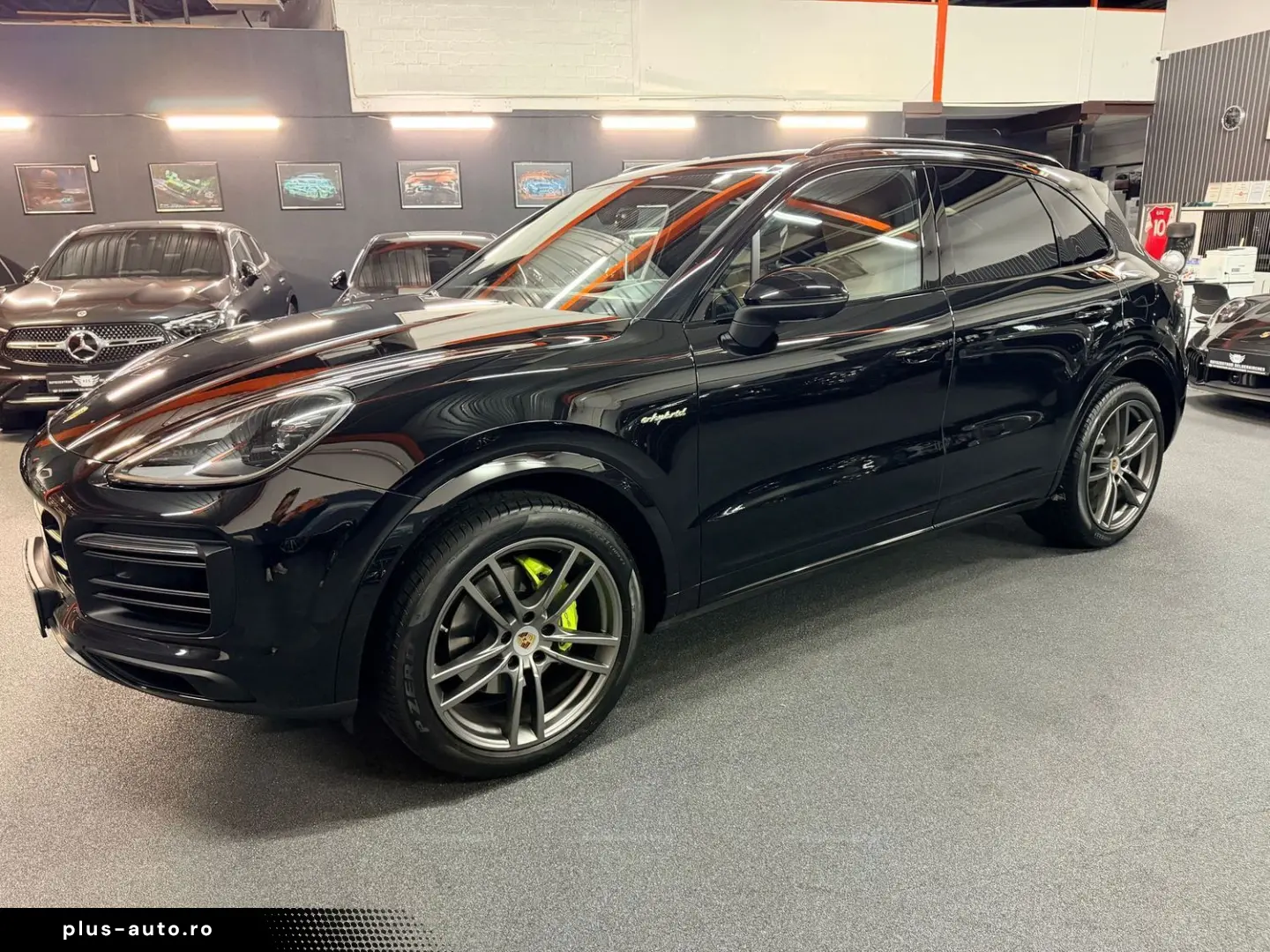 PORSCHE Cayenne E-Hybrid SportDesign PANO PDLS BOSE 21