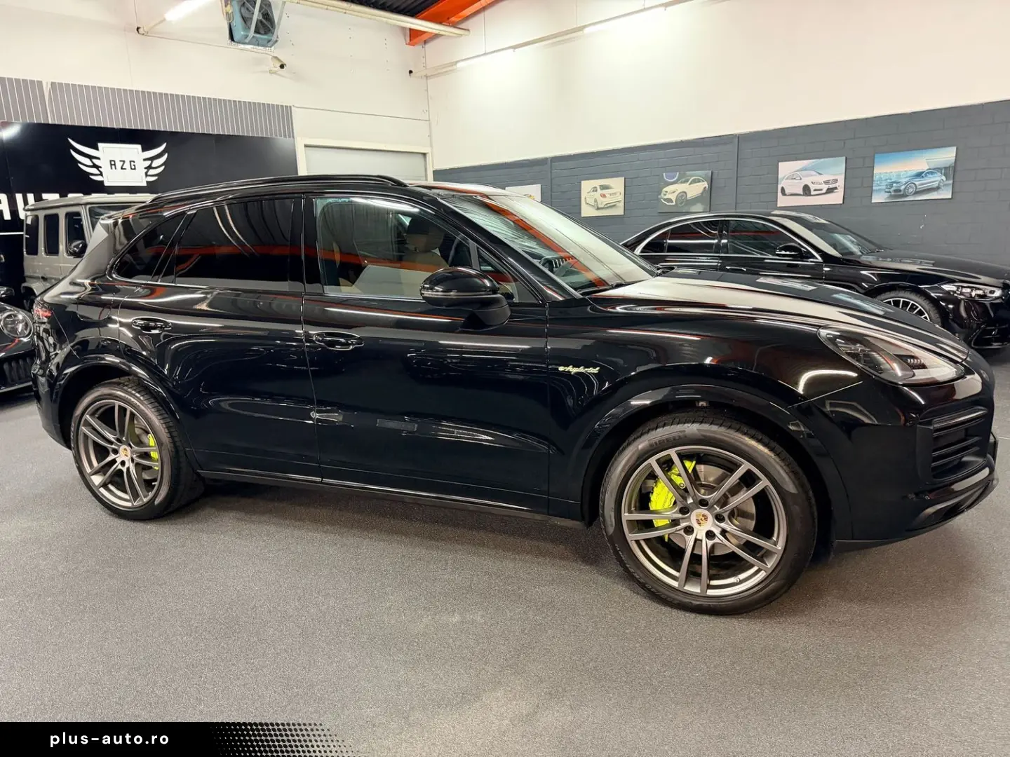 PORSCHE Cayenne E-Hybrid SportDesign PANO PDLS BOSE 21