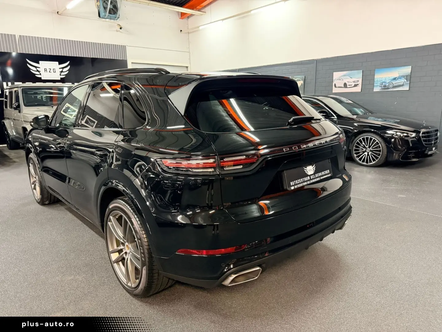 PORSCHE Cayenne E-Hybrid SportDesign PANO PDLS BOSE 21