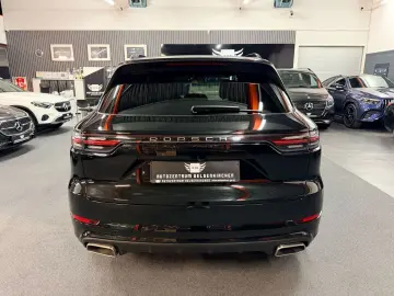 PORSCHE Cayenne E-Hybrid SportDesign PANO PDLS BOSE 21