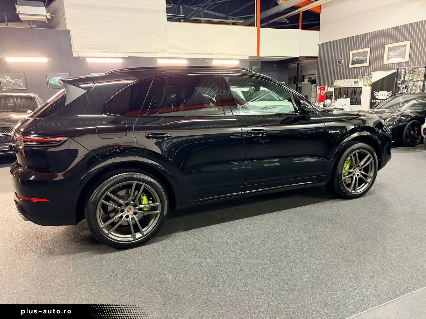 PORSCHE Cayenne E-Hybrid SportDesign PANO PDLS BOSE 21