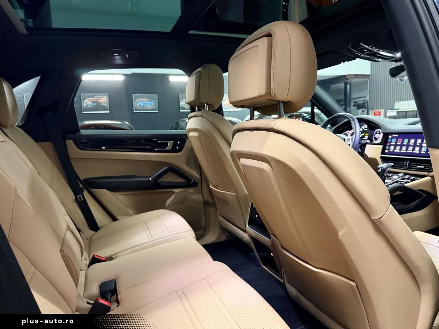 PORSCHE Cayenne E-Hybrid SportDesign PANO PDLS BOSE 21