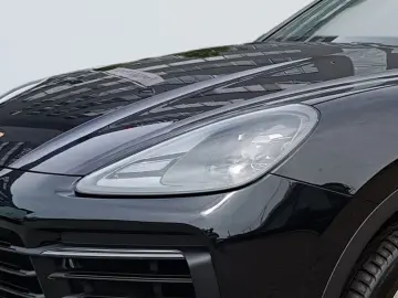 PORSCHE Cayenne Coupe E-Hybrid