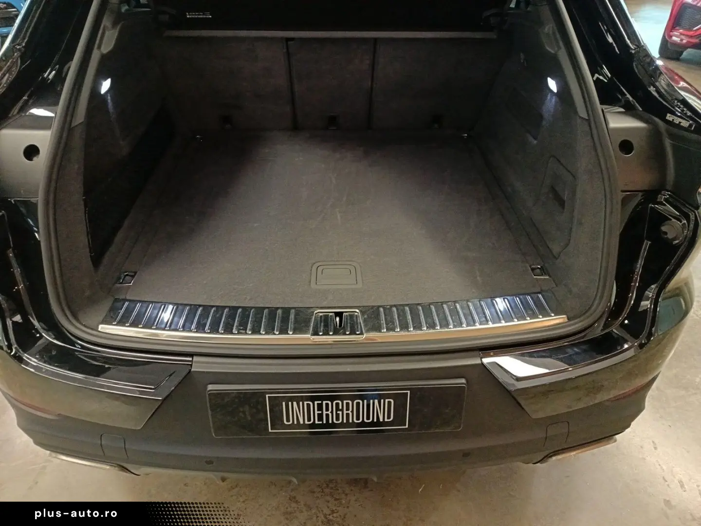 PORSCHE Cayenne Coupe E-Hybrid