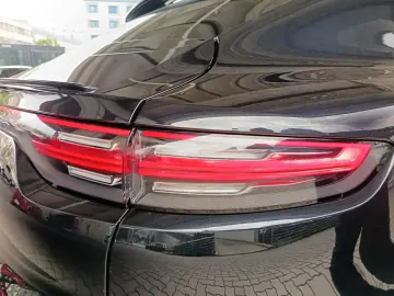 PORSCHE Cayenne Coupe E-Hybrid
