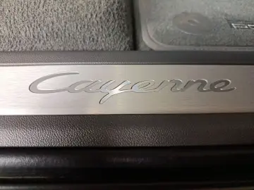 PORSCHE Cayenne Coupe E-Hybrid