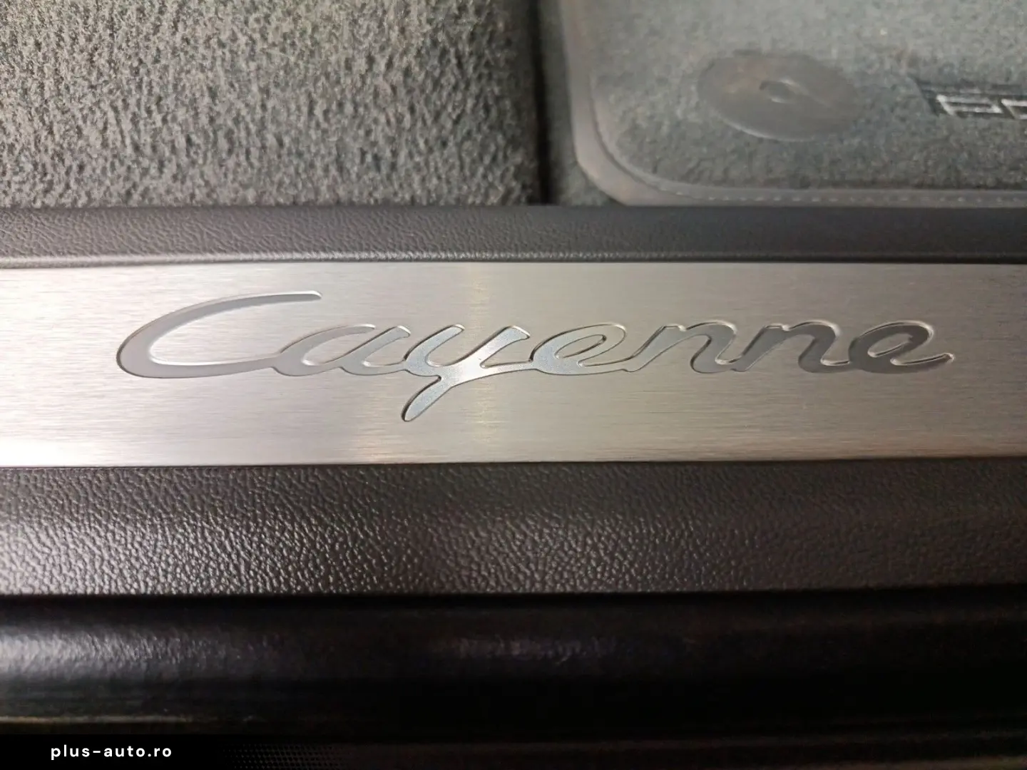 PORSCHE Cayenne Coupe E-Hybrid