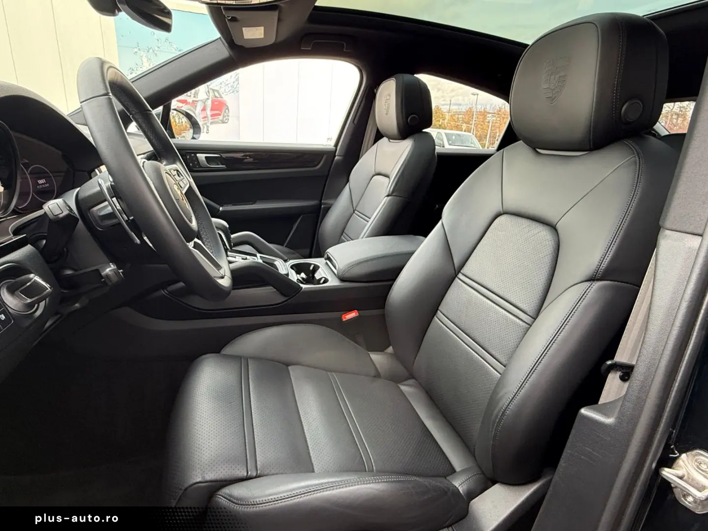 PORSCHE CAYENNE COUPE E-Hybrid PLAT.ED 5SITZ HEADUP 1HD