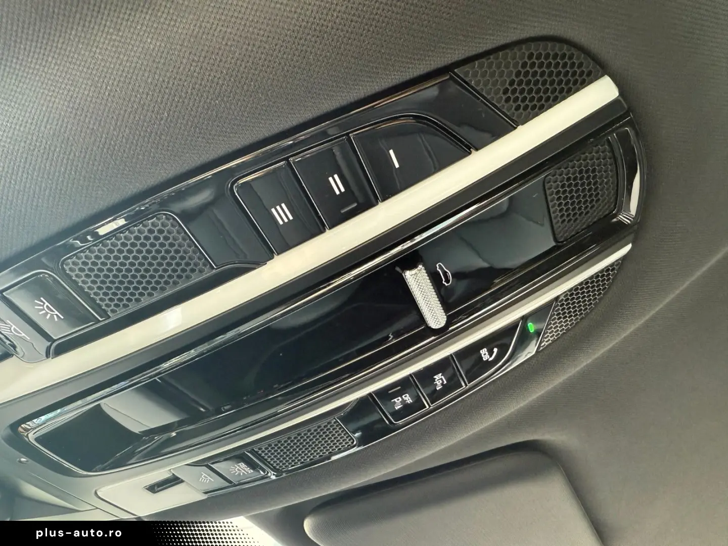 PORSCHE CAYENNE COUPE E-Hybrid PLAT.ED 5SITZ HEADUP 1HD