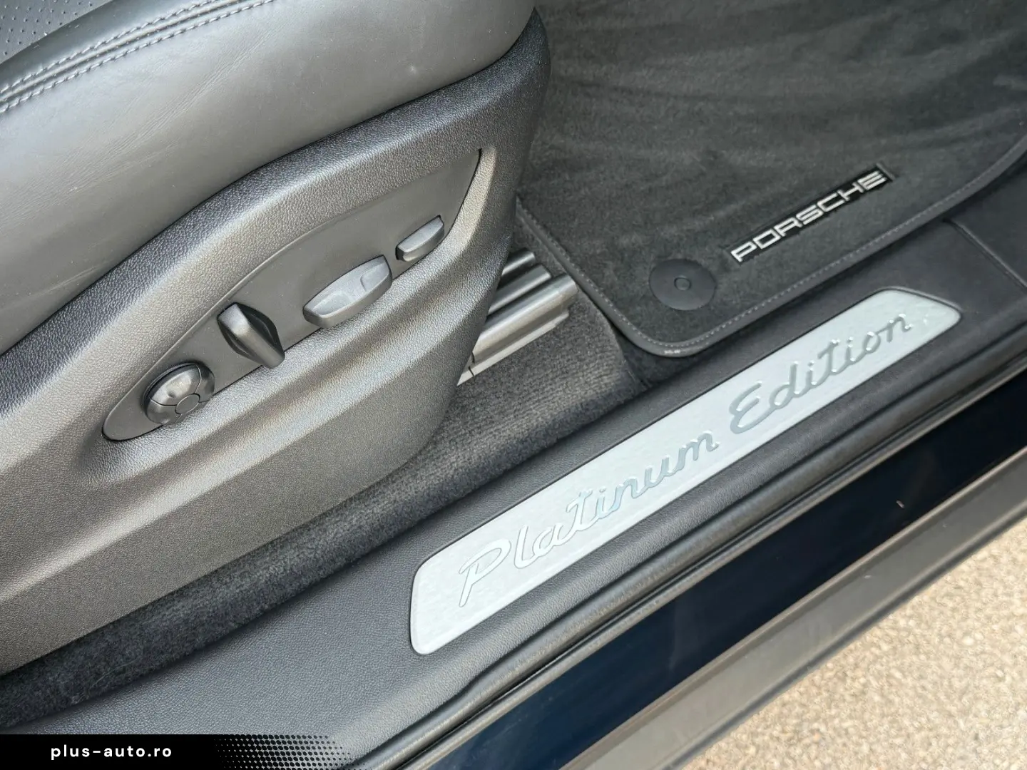 PORSCHE CAYENNE COUPE E-Hybrid PLAT.ED 5SITZ HEADUP 1HD