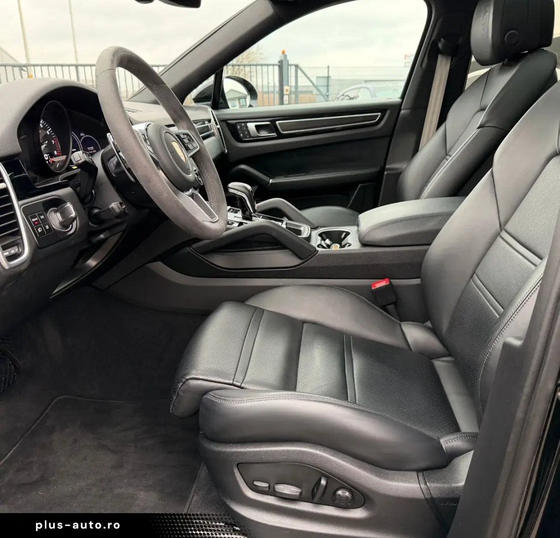 PORSCHE Cayenne COUPE E-Hybrid 3.0 AWD Hinterachslenkung