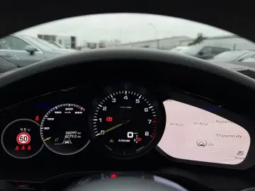 PORSCHE Cayenne COUPE E-Hybrid 3.0 AWD Hinterachslenkung