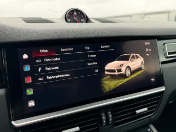PORSCHE Cayenne COUPE E-Hybrid 3.0 AWD Hinterachslenkung