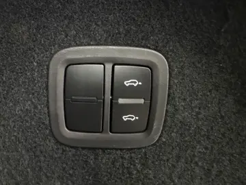 PORSCHE Cayenne COUPE E-Hybrid 3.0 AWD Hinterachslenkung