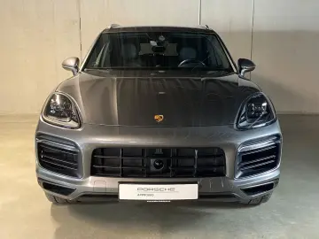 PORSCHE Cayenne E-Hybrid   Hinterachslenkung   PDCC
