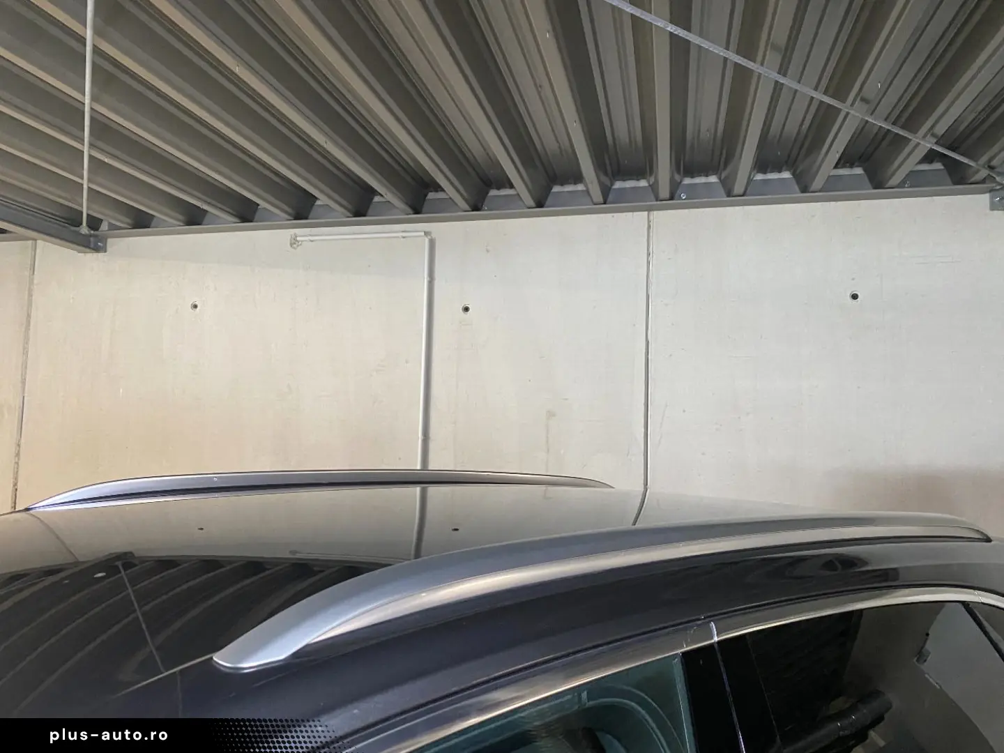 PORSCHE Cayenne E-Hybrid   Hinterachslenkung   PDCC