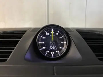 PORSCHE Cayenne E-Hybrid   Hinterachslenkung   PDCC