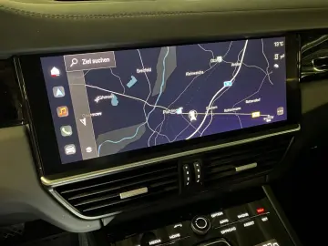 PORSCHE Cayenne E-Hybrid   Hinterachslenkung   PDCC