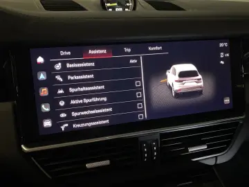 PORSCHE Cayenne E-Hybrid   Hinterachslenkung   PDCC