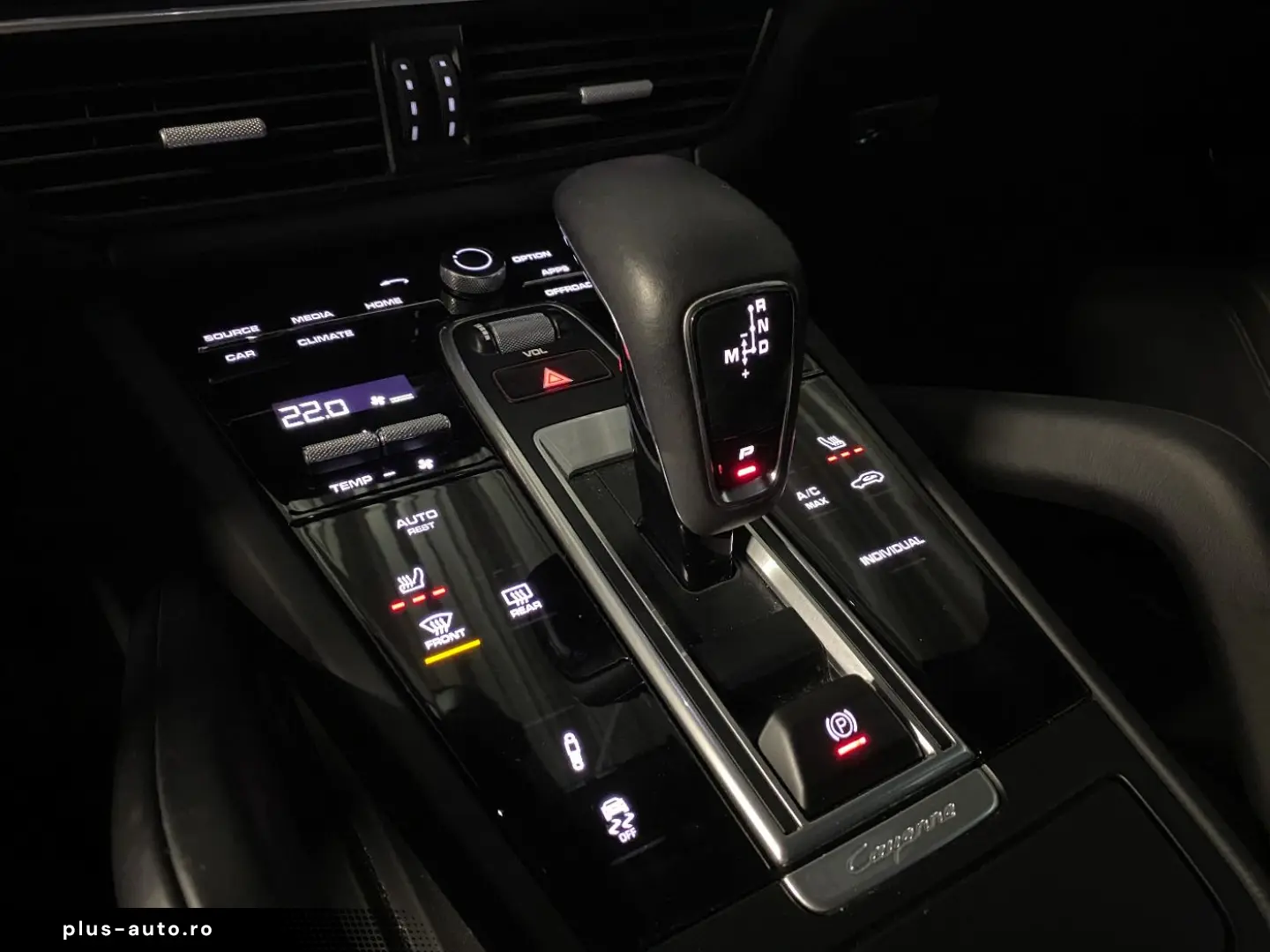 PORSCHE Cayenne E-Hybrid   Hinterachslenkung   PDCC