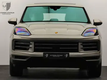 PORSCHE Cayenne InnoDrive Panorama 360Kam BOSE Keyless