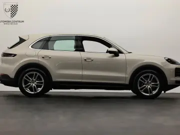 PORSCHE Cayenne InnoDrive Panorama 360Kam BOSE Keyless