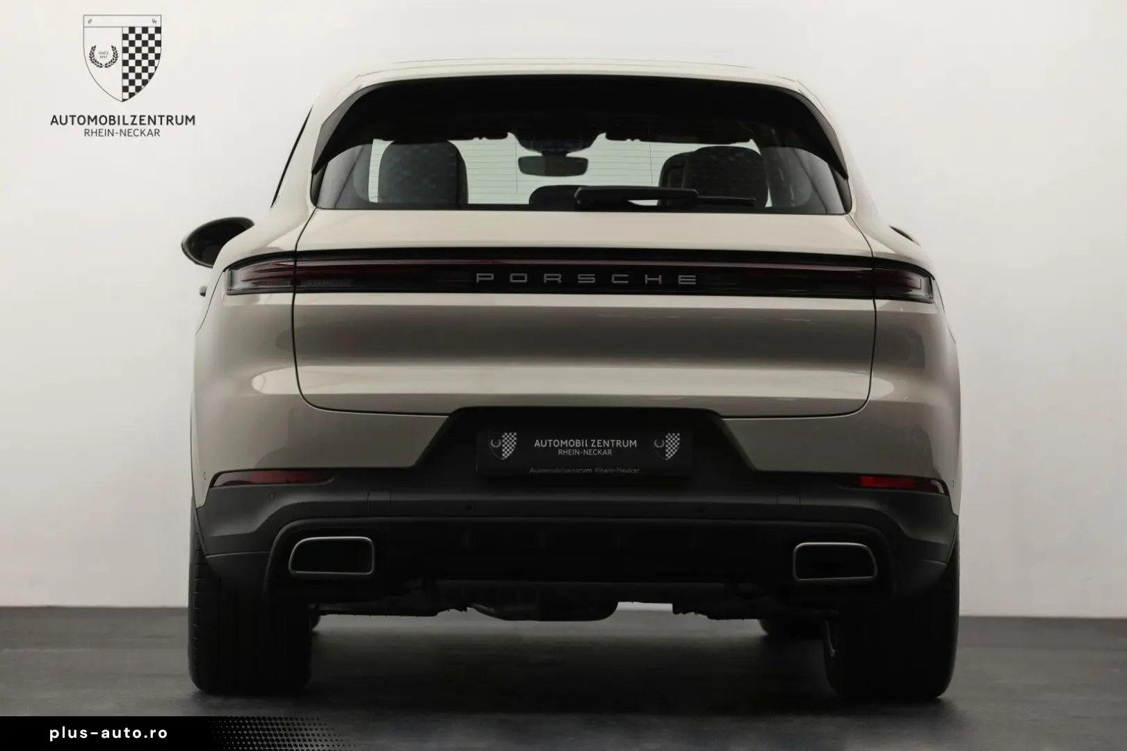 PORSCHE Cayenne InnoDrive Panorama 360Kam BOSE Keyless