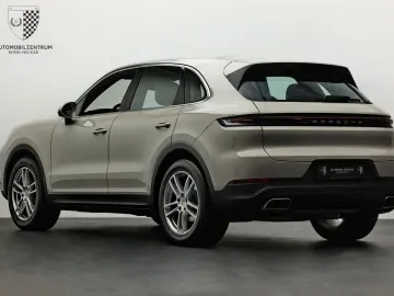 PORSCHE Cayenne InnoDrive Panorama 360Kam BOSE Keyless
