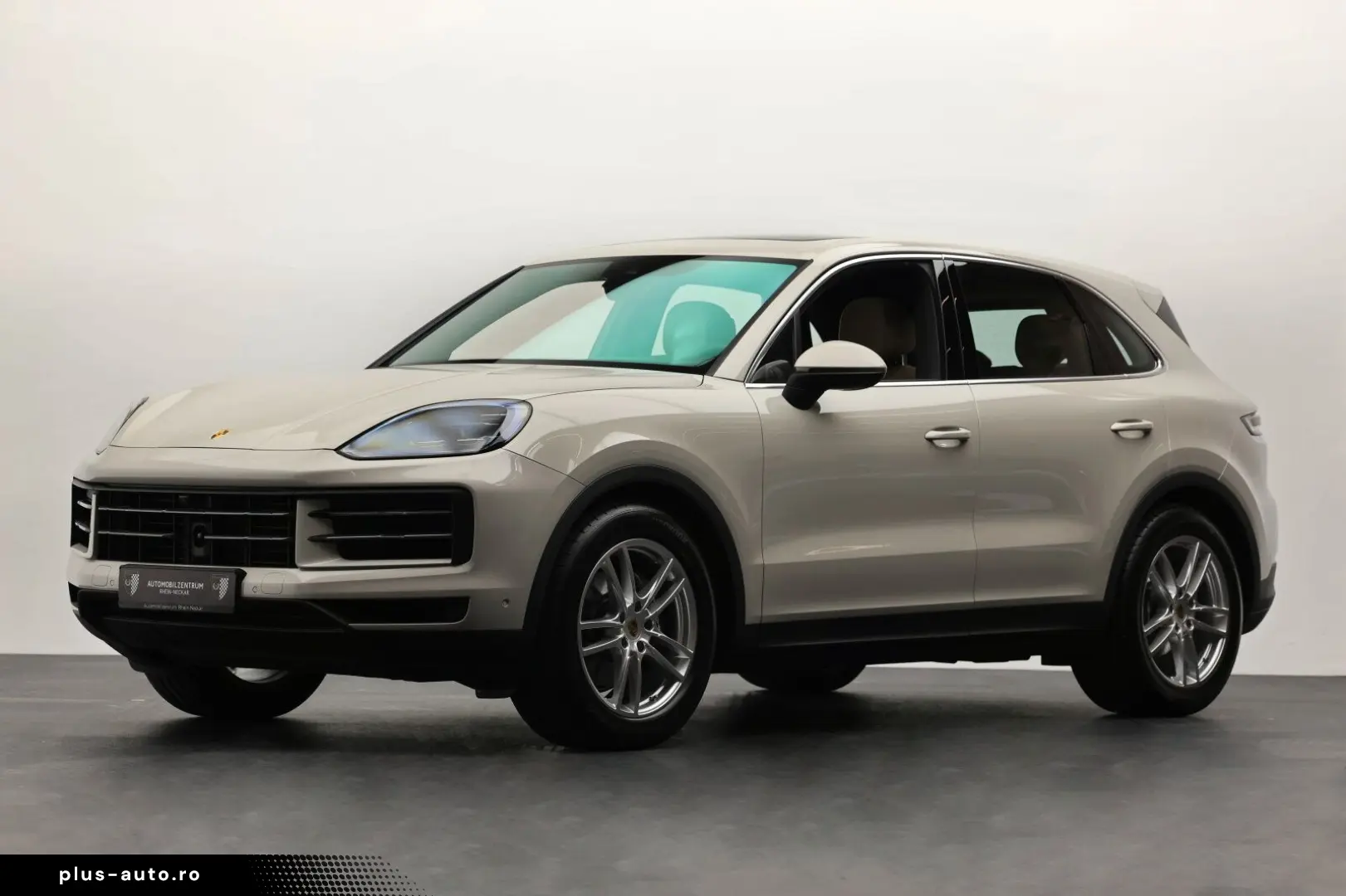 PORSCHE Cayenne InnoDrive Panorama 360Kam BOSE Keyless