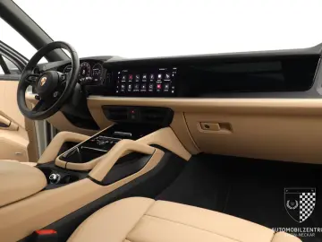 PORSCHE Cayenne InnoDrive Panorama 360Kam BOSE Keyless