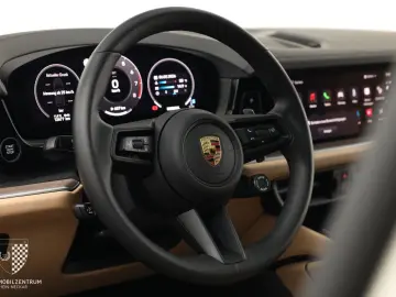 PORSCHE Cayenne InnoDrive Panorama 360Kam BOSE Keyless