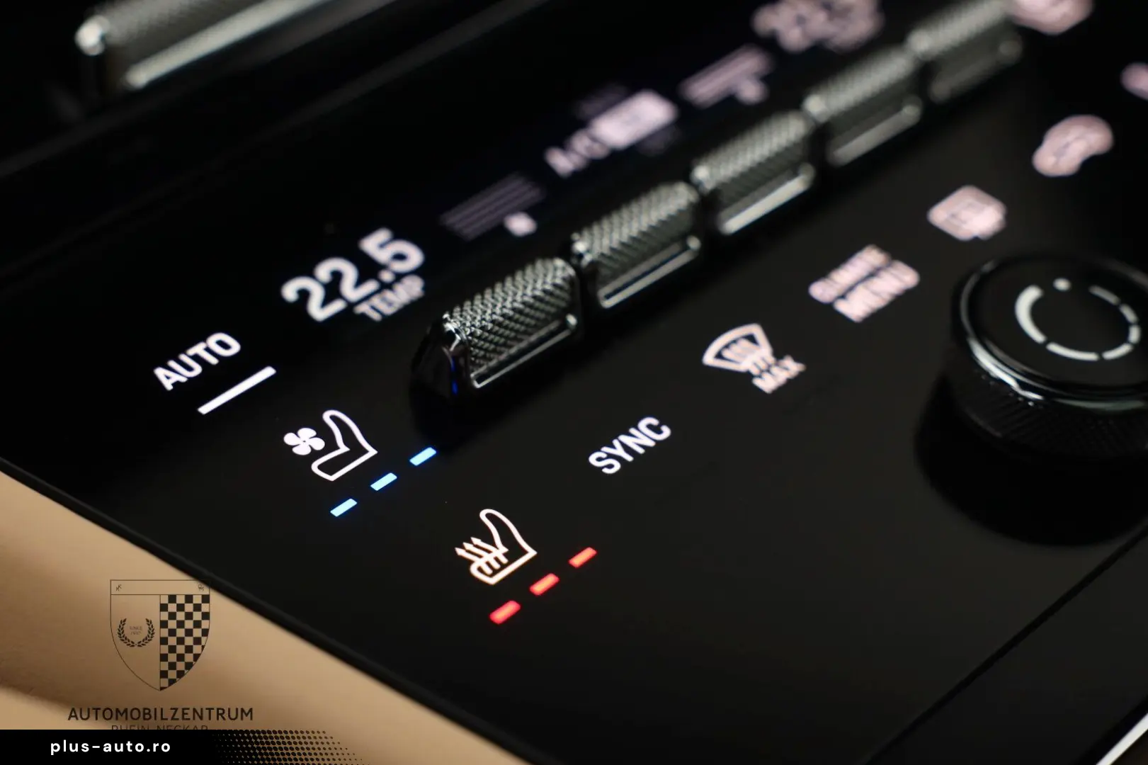 PORSCHE Cayenne InnoDrive Panorama 360Kam BOSE Keyless