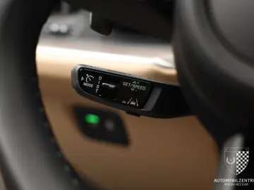 PORSCHE Cayenne InnoDrive Panorama 360Kam BOSE Keyless