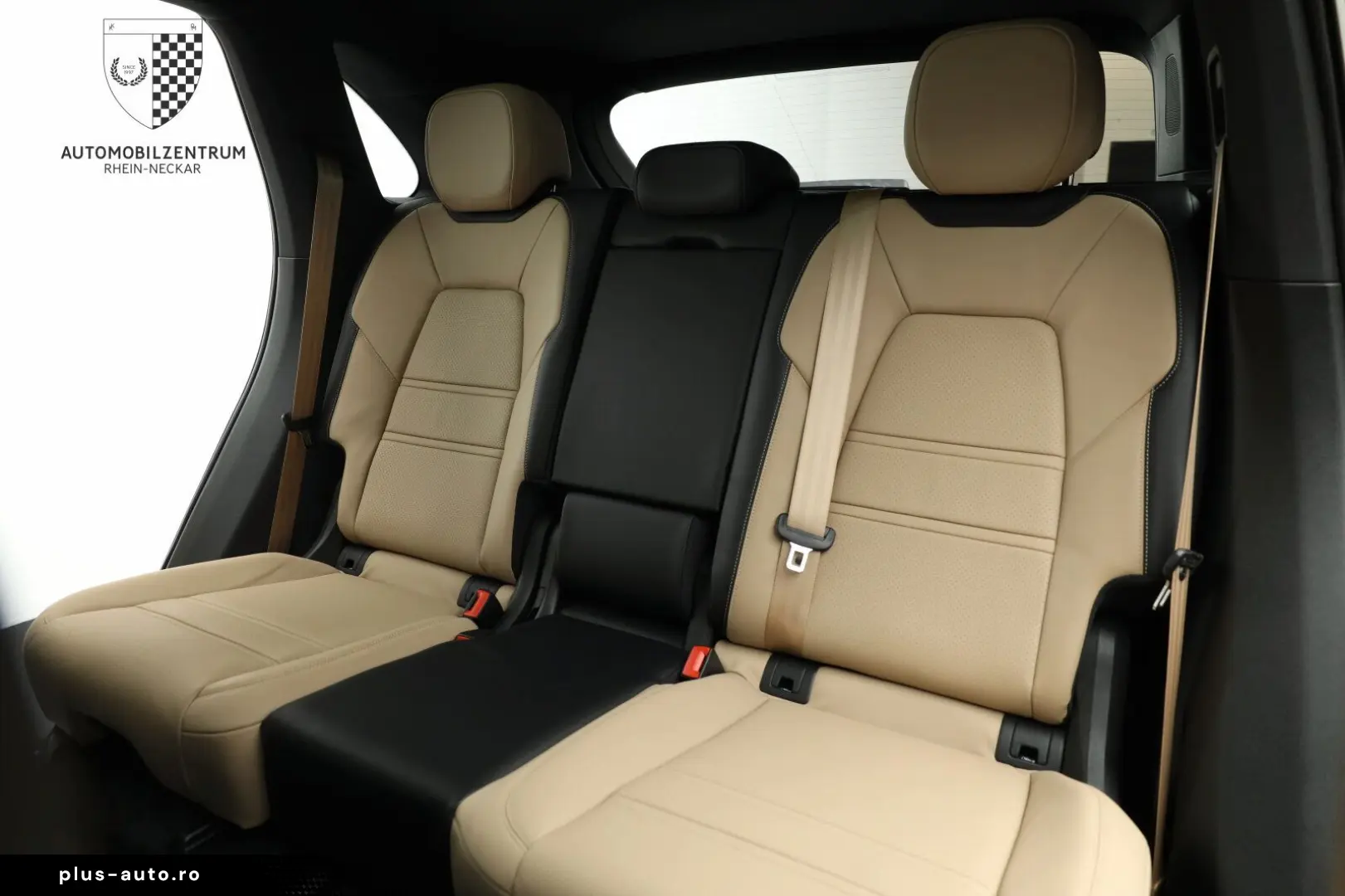 PORSCHE Cayenne InnoDrive Panorama 360Kam BOSE Keyless