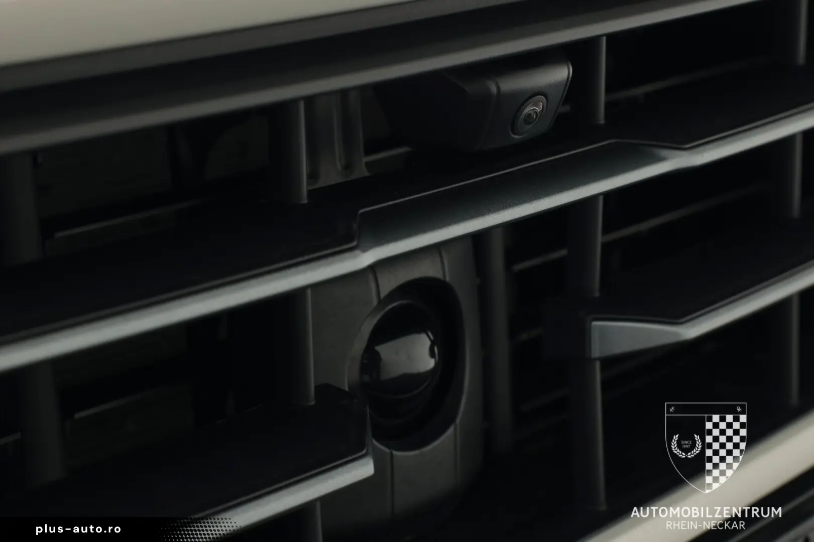 PORSCHE Cayenne InnoDrive Panorama 360Kam BOSE Keyless