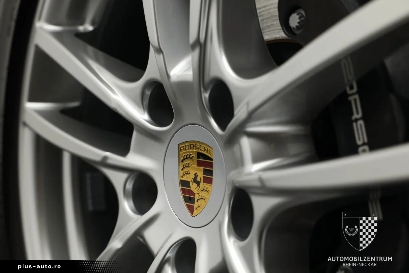 PORSCHE Cayenne InnoDrive Panorama 360Kam BOSE Keyless