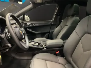 PORSCHE Macan Basis LED PANO SOUND PACKAGE  KAMERA AHK